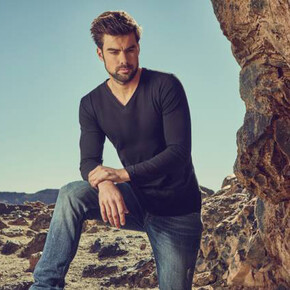 Herren T-Shirt langarm V-Neck, A-Nr.: 40CC-1460 - 01 Herren T-Shirt langarm V-Neck, A-Nr.: 40CC-1460 - 01